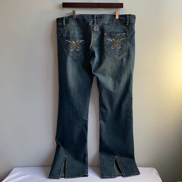 Apple Bottom Jeans Size 12 Bedazzled - Picture 5 of 11